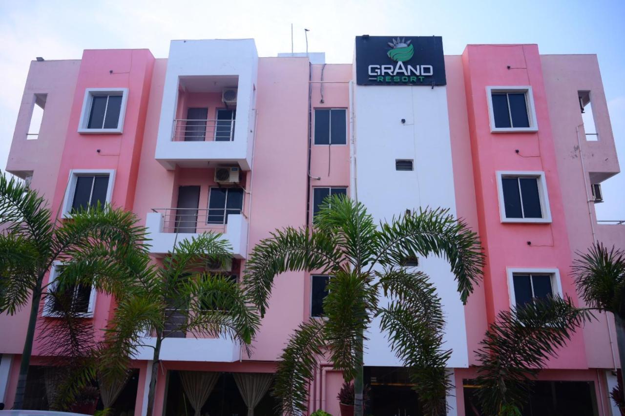 Grand Resort Puri Exterior photo